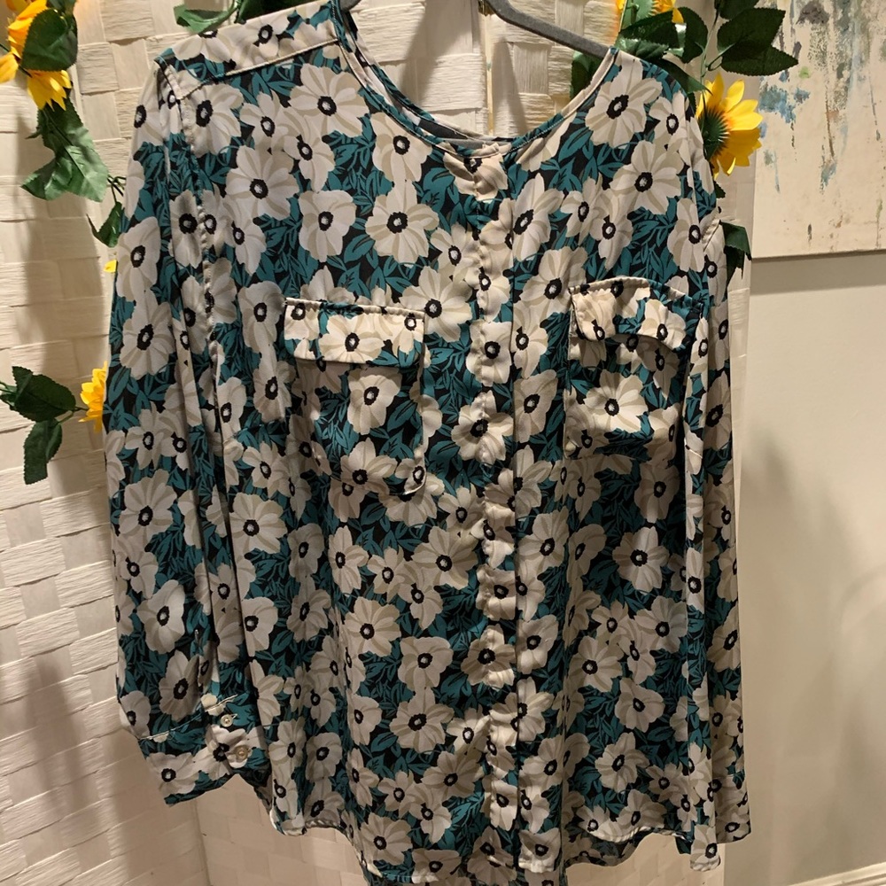 Long sleeved Floral Button Down